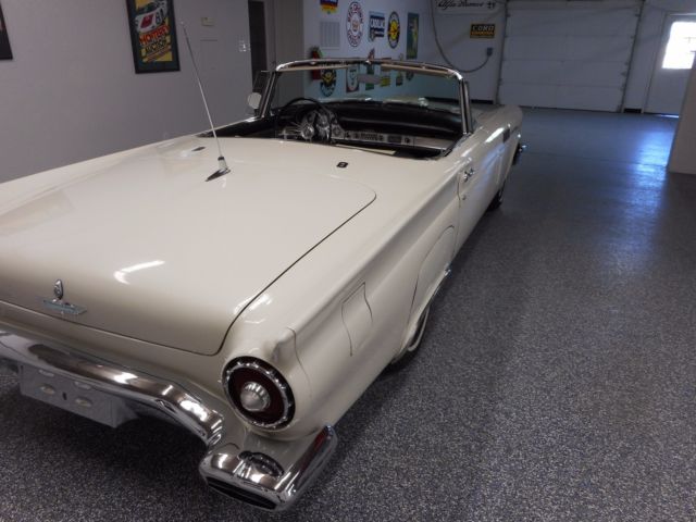 1957 Ford Thunderbird - photo 5