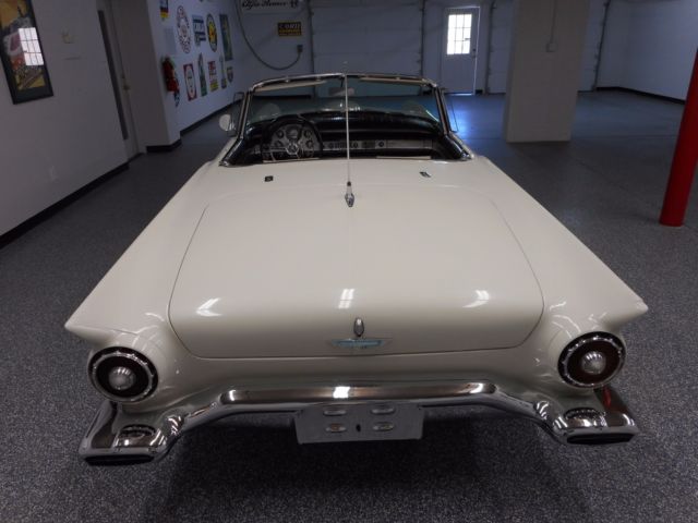 1957 Ford Thunderbird - photo 6