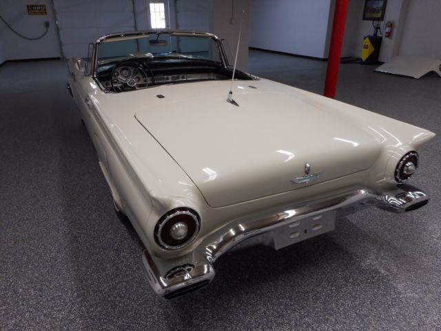 1957 Ford Thunderbird - photo 7