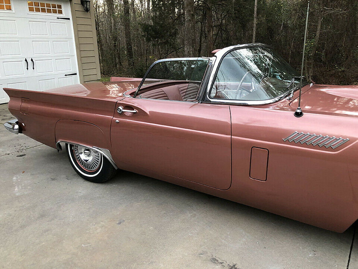 1957 Ford Thunderbird - photo 3