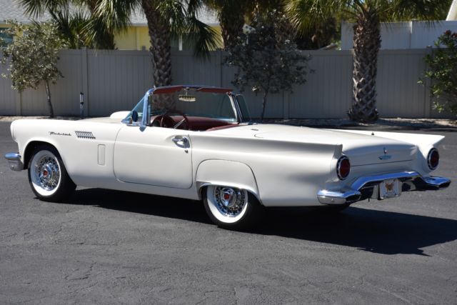 1957 Ford Thunderbird E-Code - Dual 4 Barrel Carbs - 1 of 1,363 ever bui - photo 3