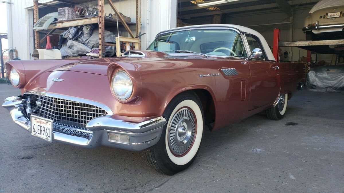 1957 Ford Thunderbird - photo 6