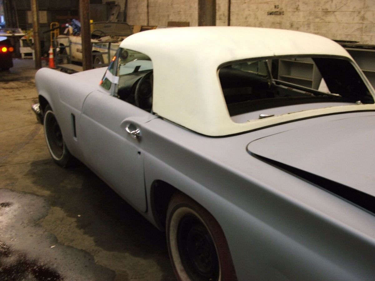 1957 Ford Thunderbird - photo 2