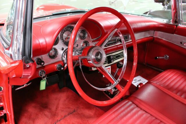 1957 Ford Thunderbird - photo 3