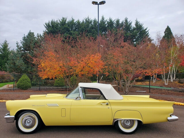 1957 Ford Thunderbird - photo 3