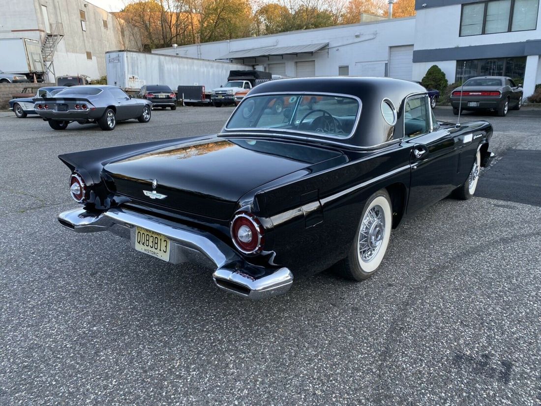 1957 Ford Thunderbird Hardtop - photo 6
