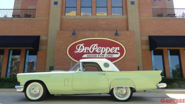 1957 Ford Thunderbird Convertible - photo 3