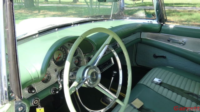 1957 Ford Thunderbird Convertible - photo 5