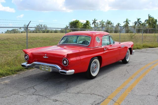 1957 Ford Thunderbird HardTop Coupe - photo 7