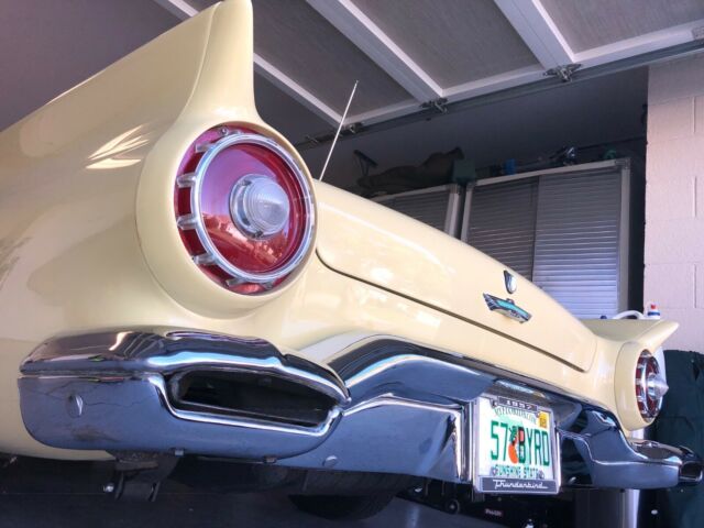 1957 Ford Thunderbird - photo 5