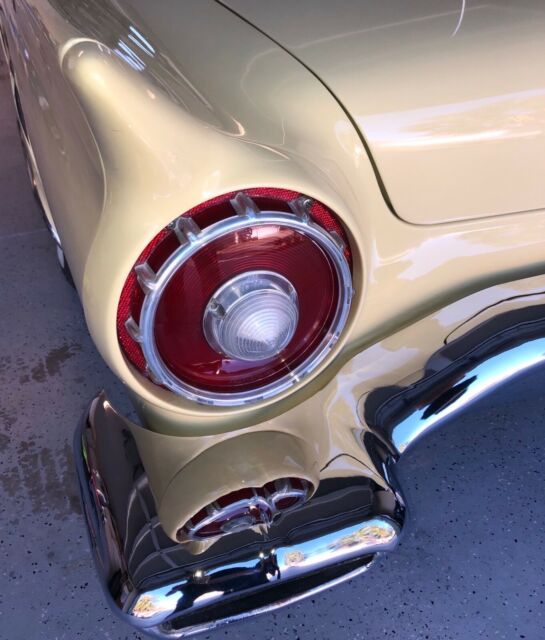 1957 Ford Thunderbird - photo 6