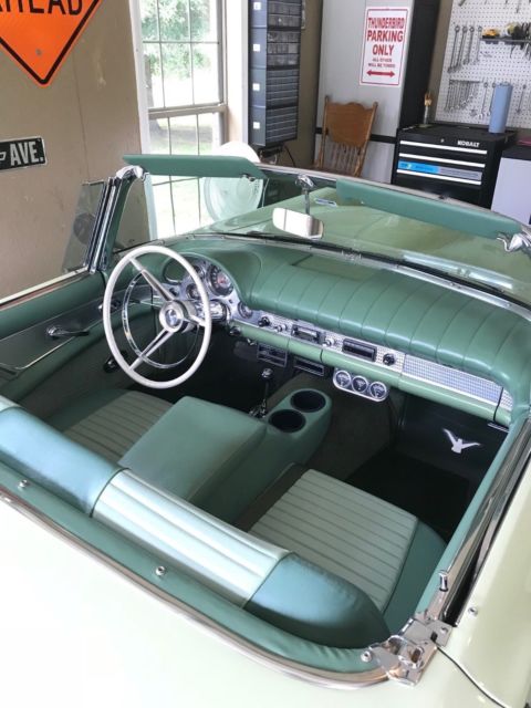 1957 Ford Thunderbird - photo 6