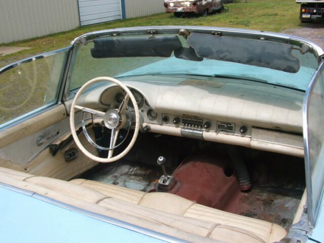 1957 Ford Thunderbird - photo 6