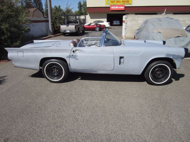 1957 Ford Thunderbird Convertible - photo 4