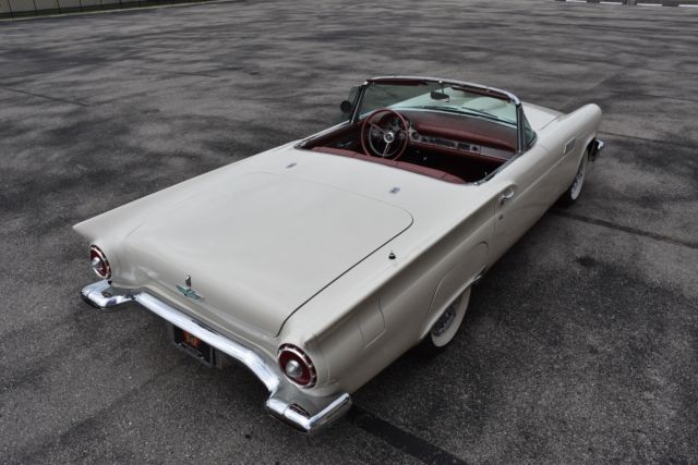 1957 Ford Thunderbird Rare!! E-Code Dual 4 barrel Carbs 1 of 1,363 ever - photo 9