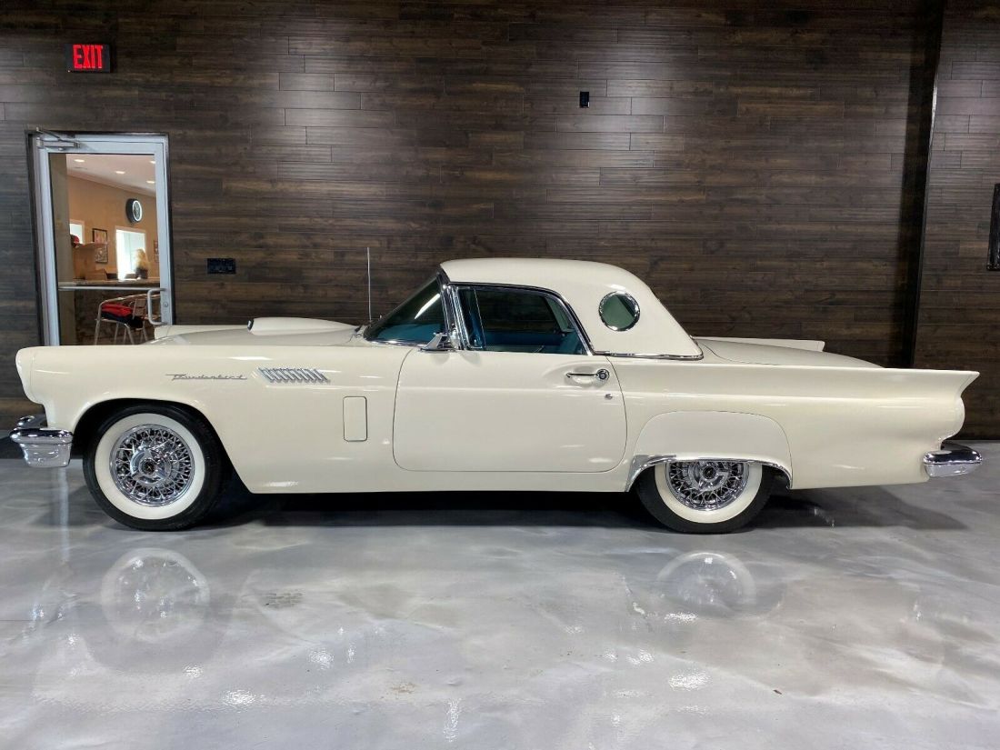 1957 Ford Thunderbird CALIFORNIA CAR FRAME-UP RESTO - photo 3