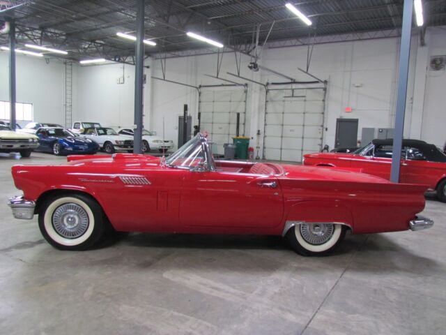 1957 Ford Thunderbird Removable Hardtop Included - photo 5