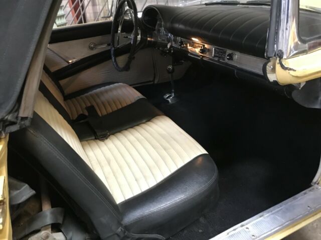 1957 Ford Thunderbird - photo 12
