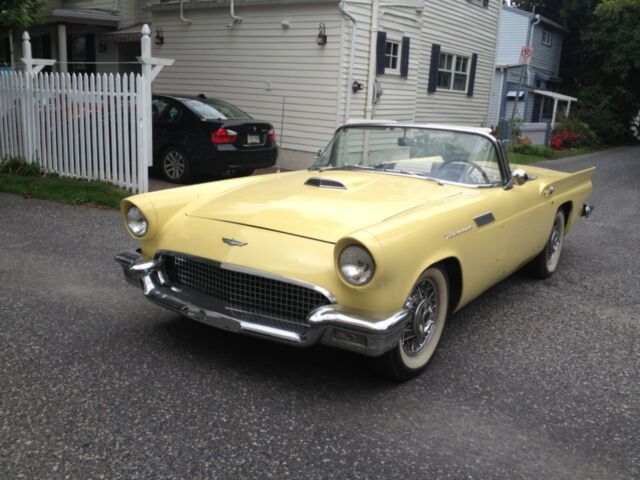 1957 Ford Thunderbird - photo 3