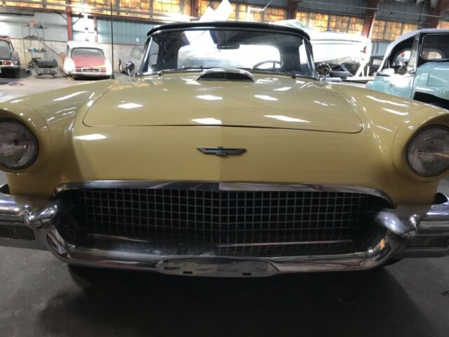 1957 Ford Thunderbird - photo 8