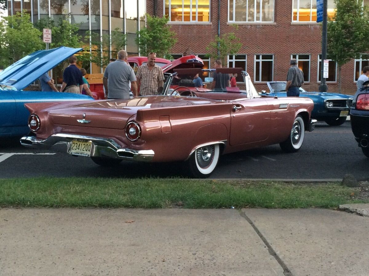 1957 Ford Thunderbird - photo 13
