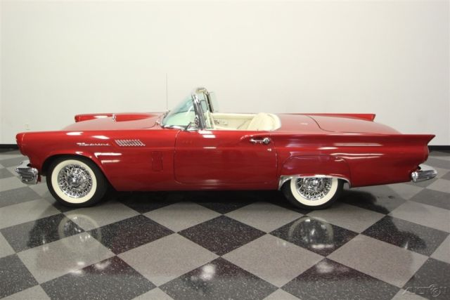 1957 Ford Thunderbird - photo 2