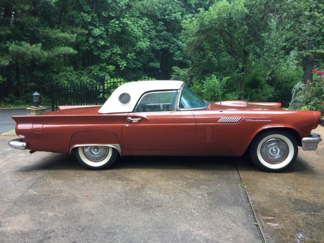 1957 Ford Thunderbird Roadster Convertible - photo 2