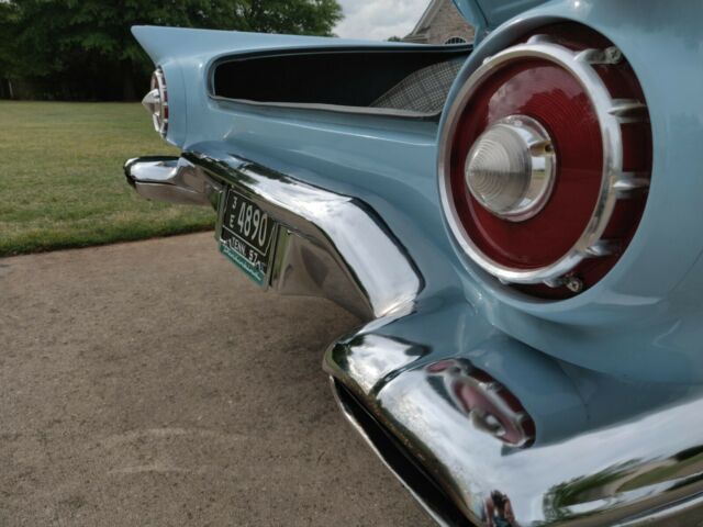 1957 Ford Thunderbird - photo 11