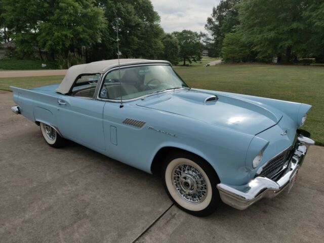1957 Ford Thunderbird - photo 7