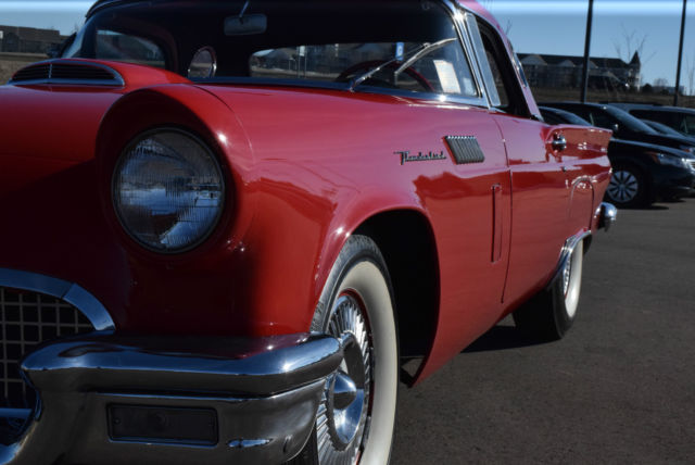 1957 Ford Thunderbird - photo 4