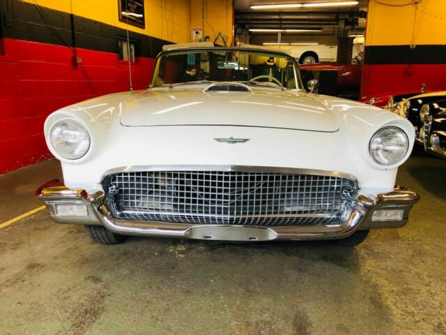 1957 Ford Thunderbird ROADSTER - photo 3