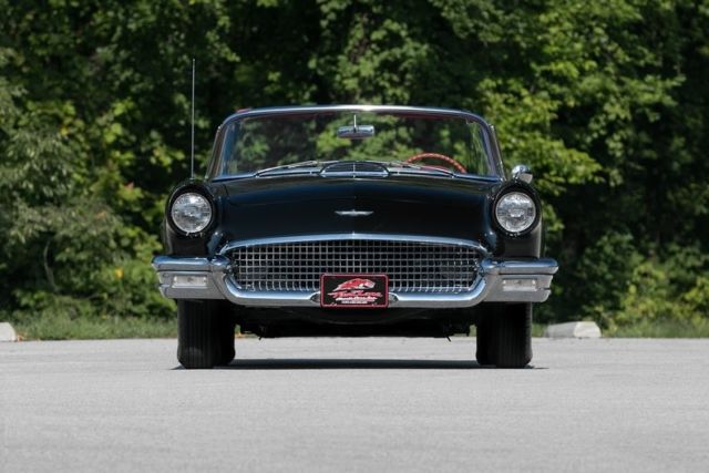 1957 Ford Thunderbird - photo 2