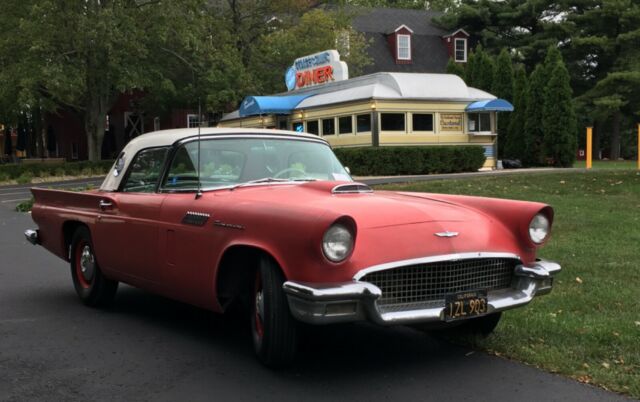 1957 Ford Thunderbird - photo 4