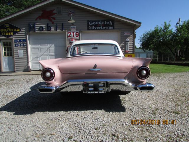 1957 Ford Thunderbird - photo 8