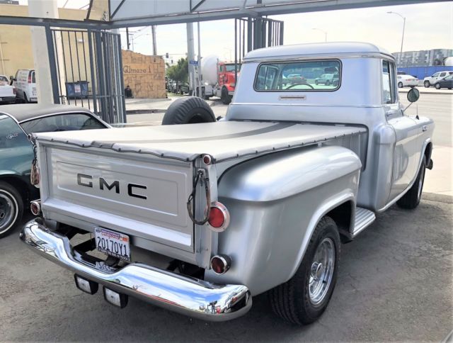 1957 GMC 100 - photo 2