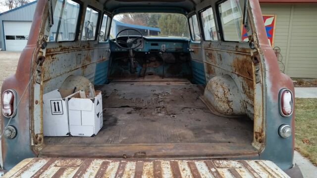 1957 GMC Suburban - photo 12