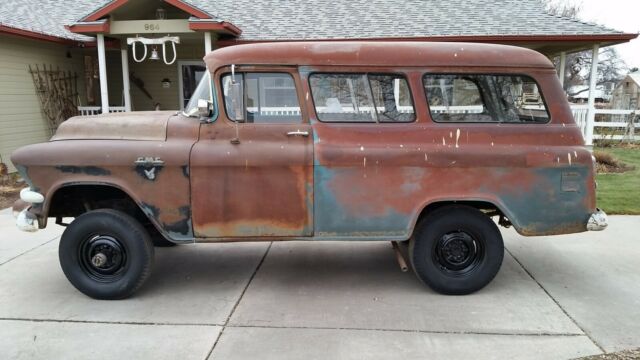 1957 GMC Suburban - photo 2
