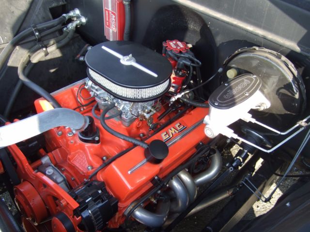 1957 GMC Suburban - photo 10