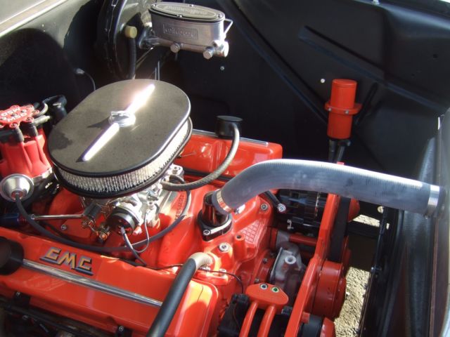 1957 GMC Suburban - photo 9