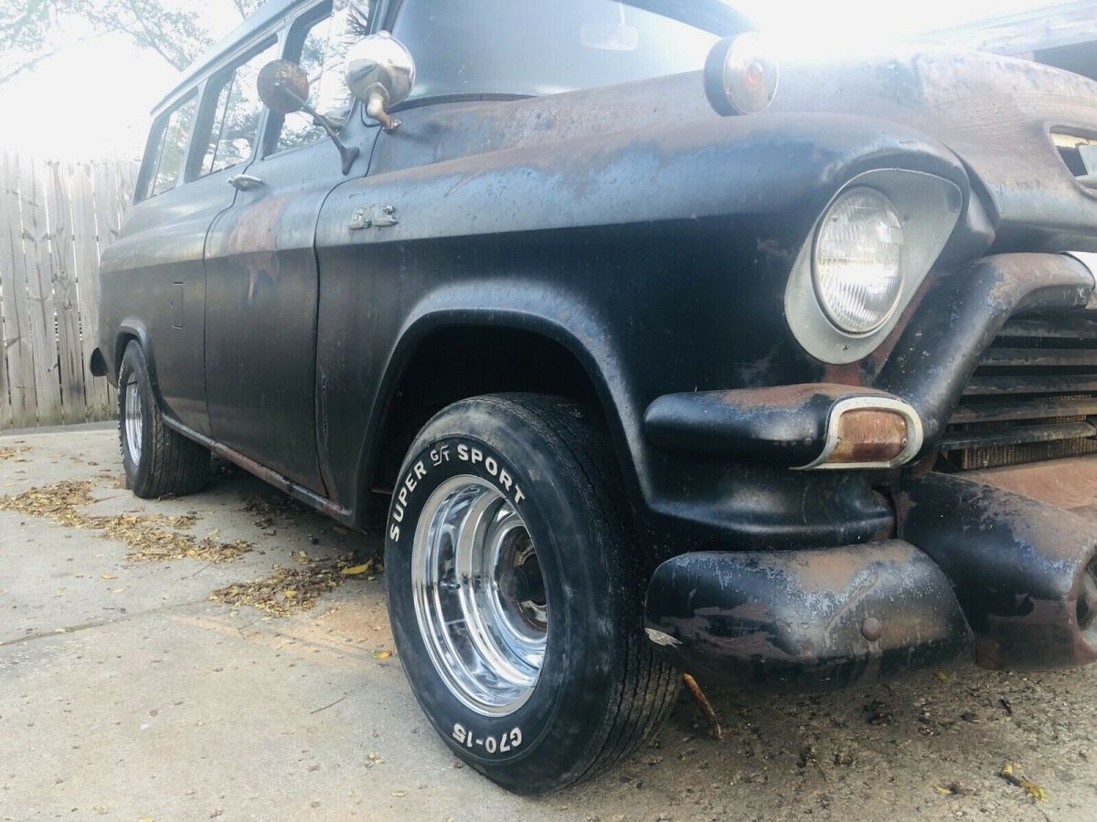 1957 GMC Suburban - photo 6
