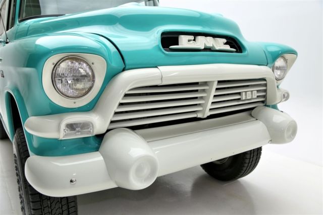 1957 GMC Suburban Napco 4 wheel drive (WINTER CLEARANCE SALE $39,90 - photo 4
