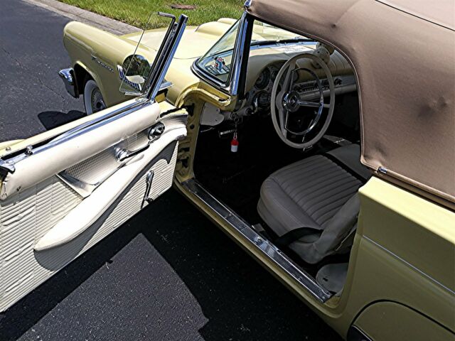 1957 Ford Thunderbird Base - photo 9