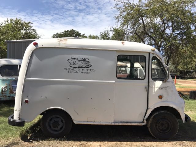 1957 International Harvester Other Metro Short Body - photo 5