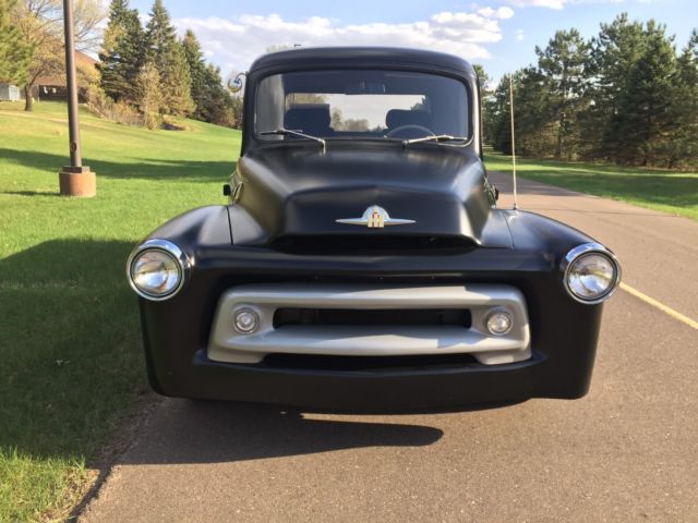 1957 INTERNATIONAL S100 SHORTBOX 1/2 TON RARE 1957 International Harvester S100