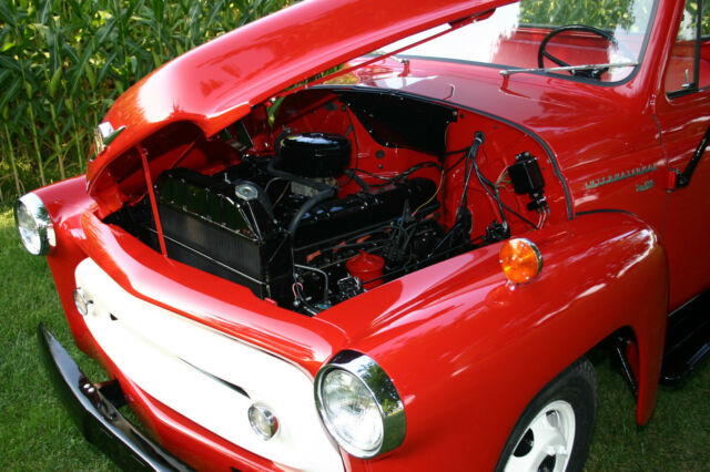1957 International Harvester S132 - photo 2