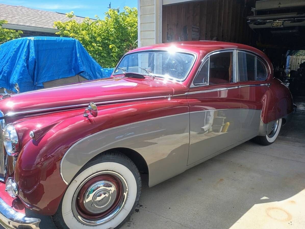 1957 Jaguar Mark VIII 75K ORIGINAL MILES, Wood Trim, Garage Kept - photo 2