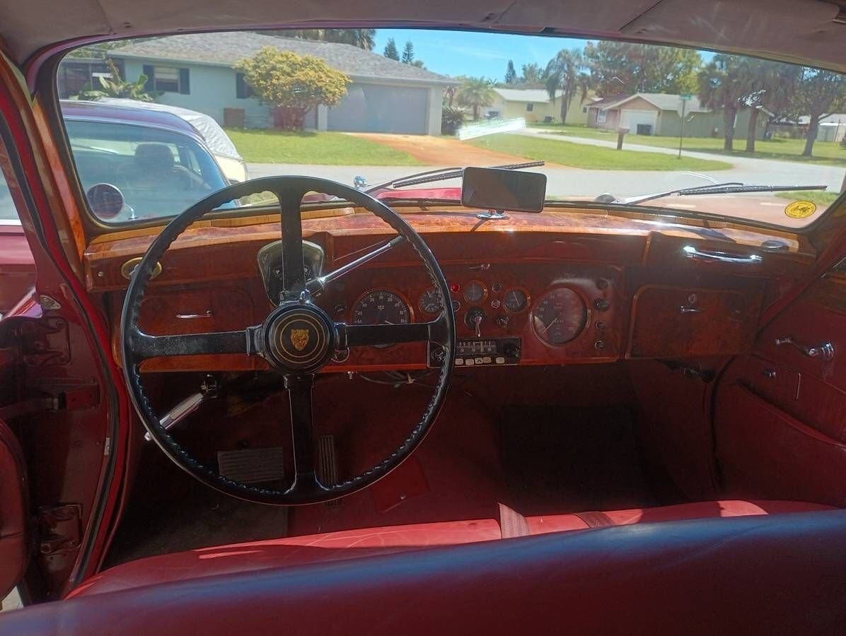 1957 Jaguar Mark VIII 75K ORIGINAL MILES, Wood Trim, Garage Kept - photo 3