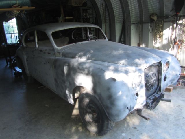 1957 Jaguar Mark 8 - photo 6