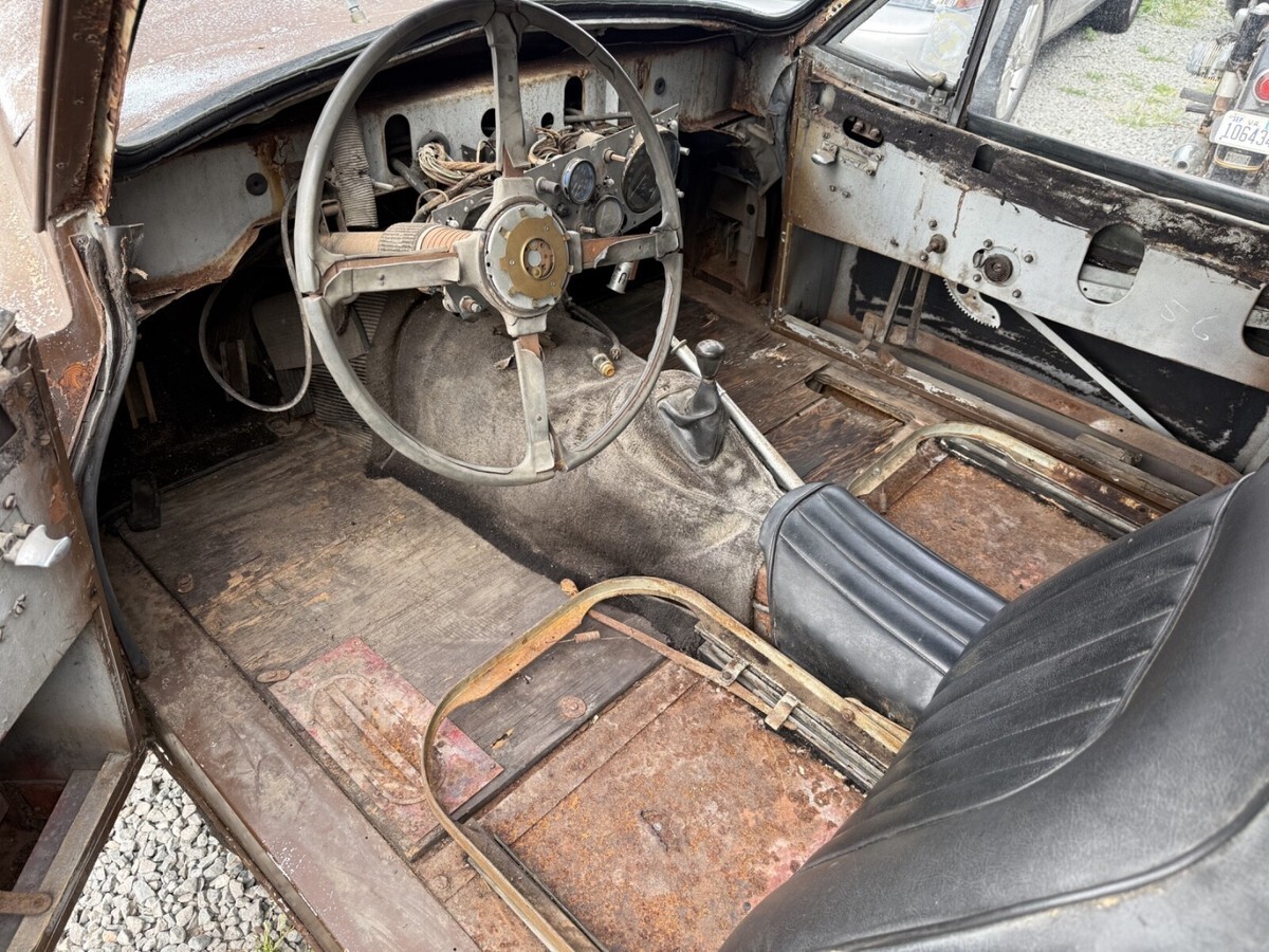 1957 Jaguar XK140 - photo 10