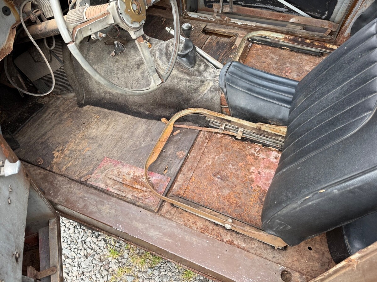 1957 Jaguar XK140 - photo 13